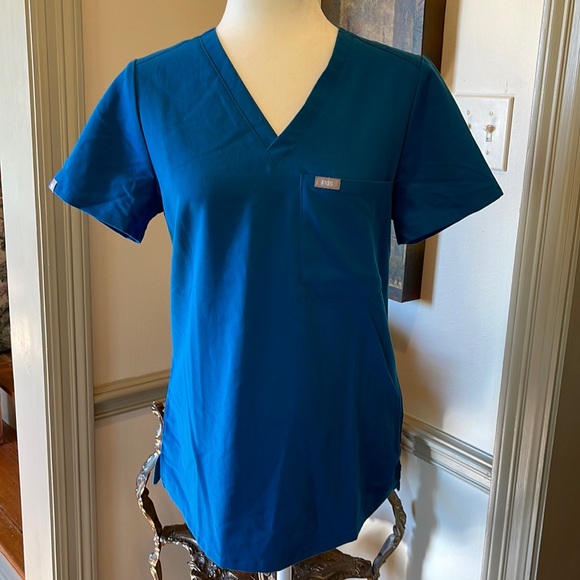 Figs Other Figs Alps Blue Catarina Onepocket Scrub Top Poshmark